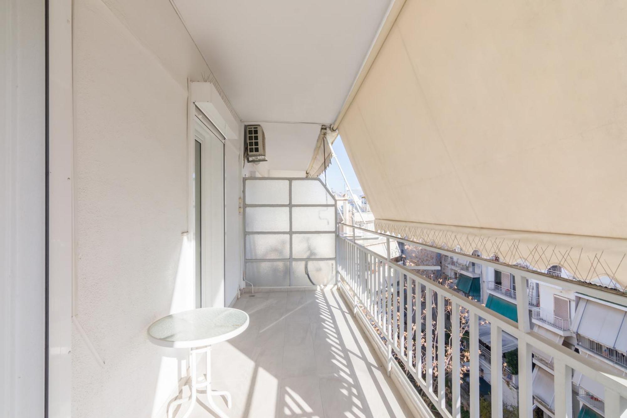 Three Bedrooms Apt In Kallithea أثينا المظهر الخارجي الصورة