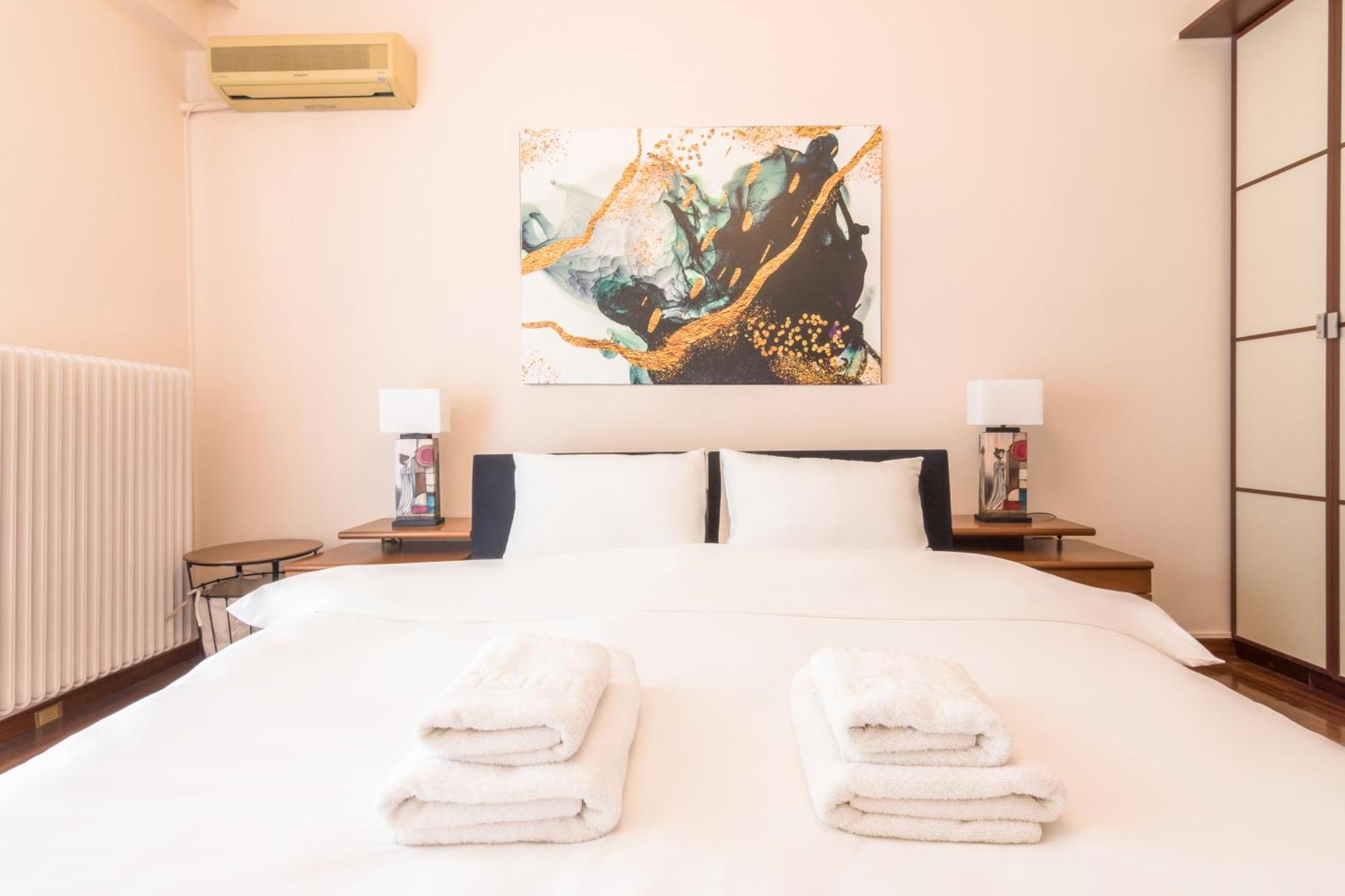 Three Bedrooms Apt In Kallithea أثينا المظهر الخارجي الصورة