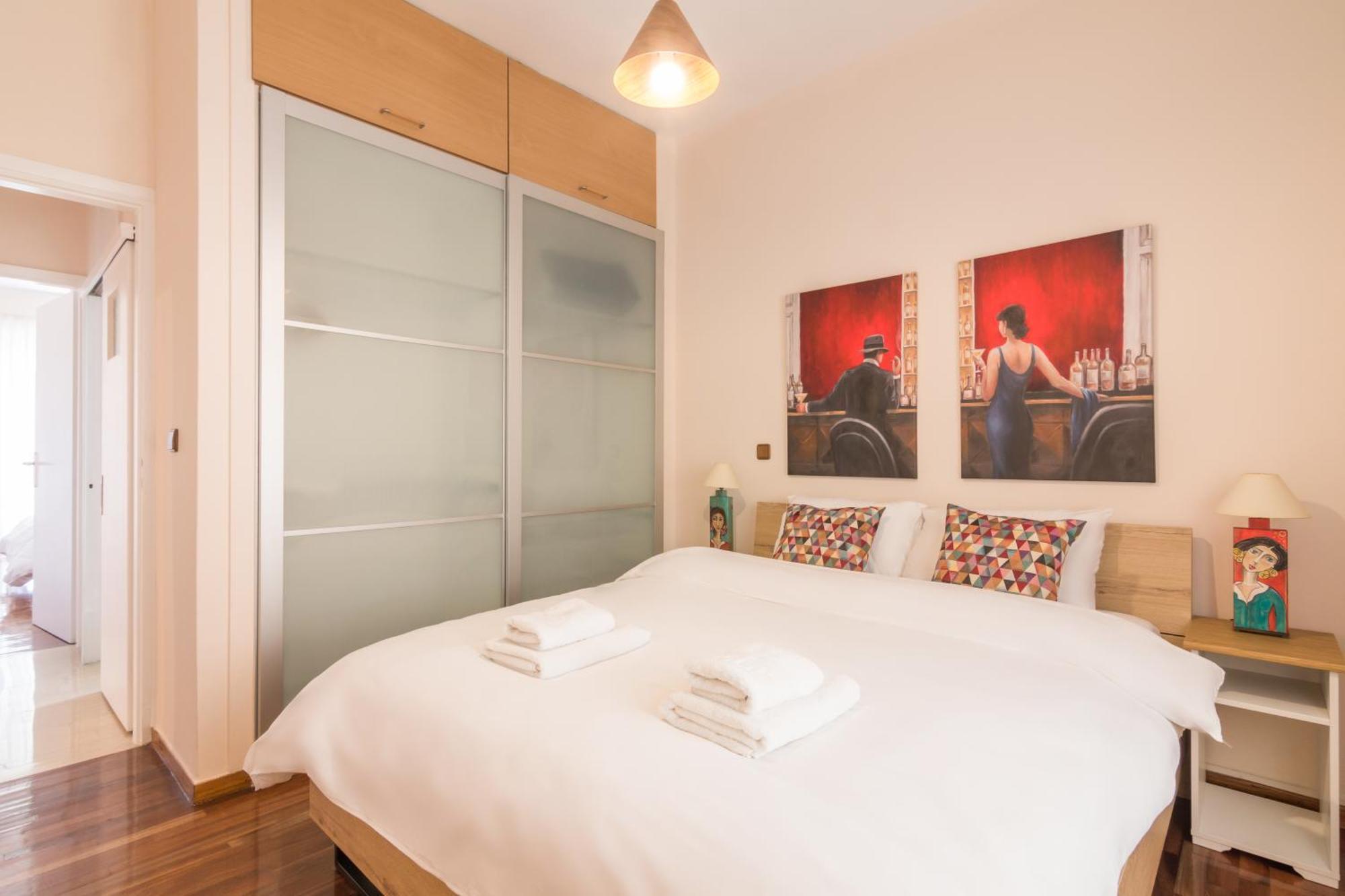 Three Bedrooms Apt In Kallithea أثينا المظهر الخارجي الصورة