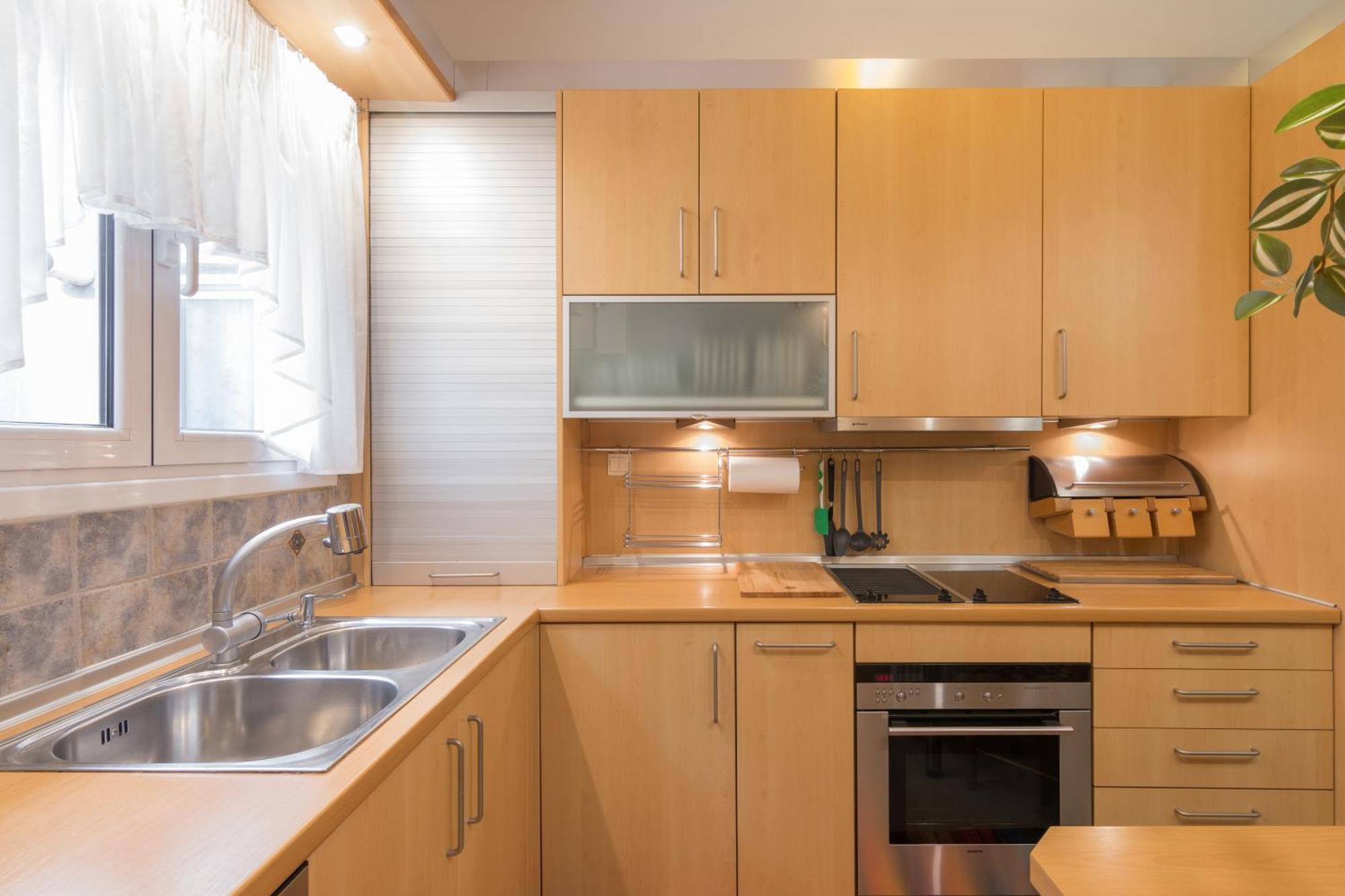 Three Bedrooms Apt In Kallithea أثينا المظهر الخارجي الصورة